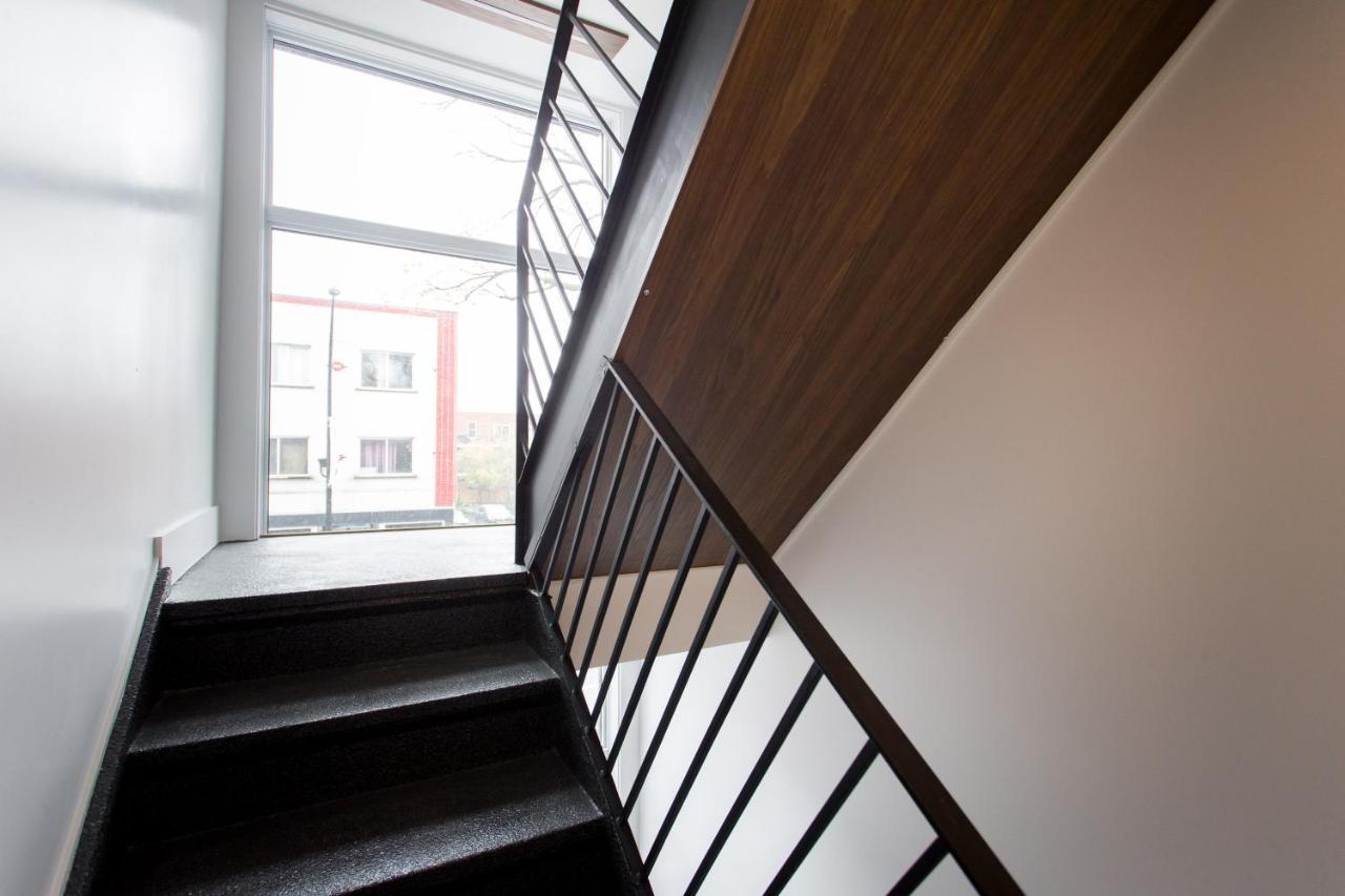 Romantic Studio In The Heart Of Little Italy By Den Stays Montréal Exterior foto
