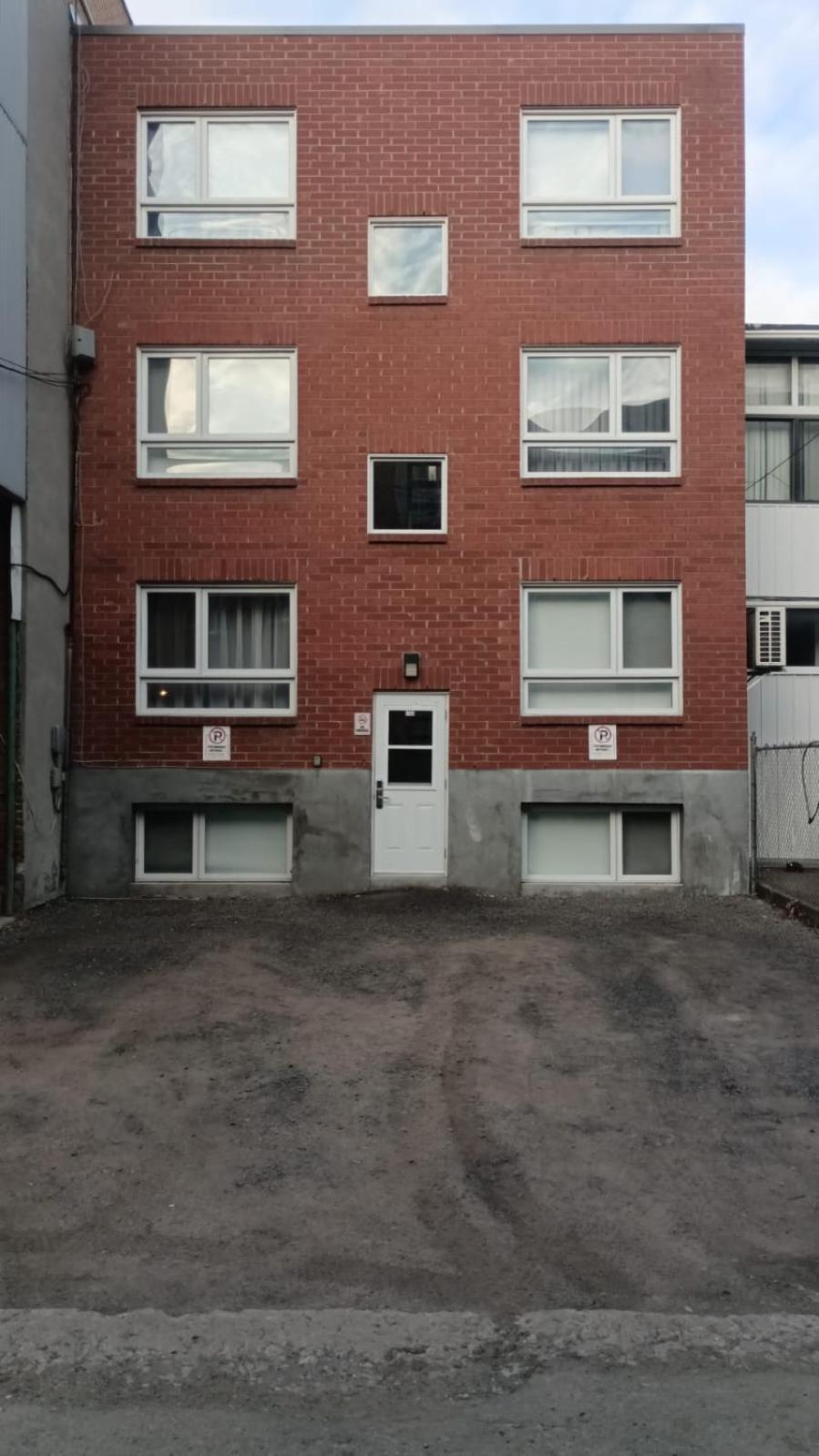 Romantic Studio In The Heart Of Little Italy By Den Stays Montréal Exterior foto
